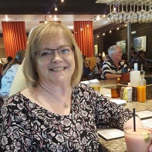 Meet your Posher, Karen